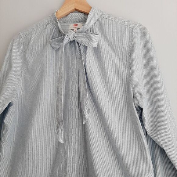 LEVI'S 100% Cotton Bow Neck Tie Button Down Top Pinstripe Sz M - Picture 6 of 16